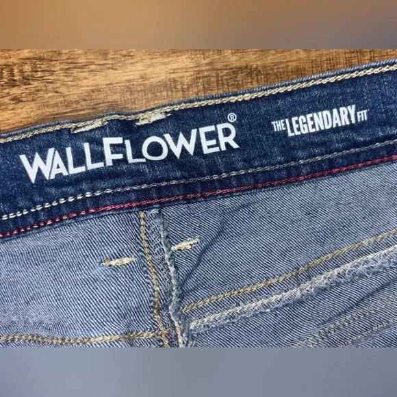 Wallflower Bootcut Jeans Size 15 - Picture 2 of 9